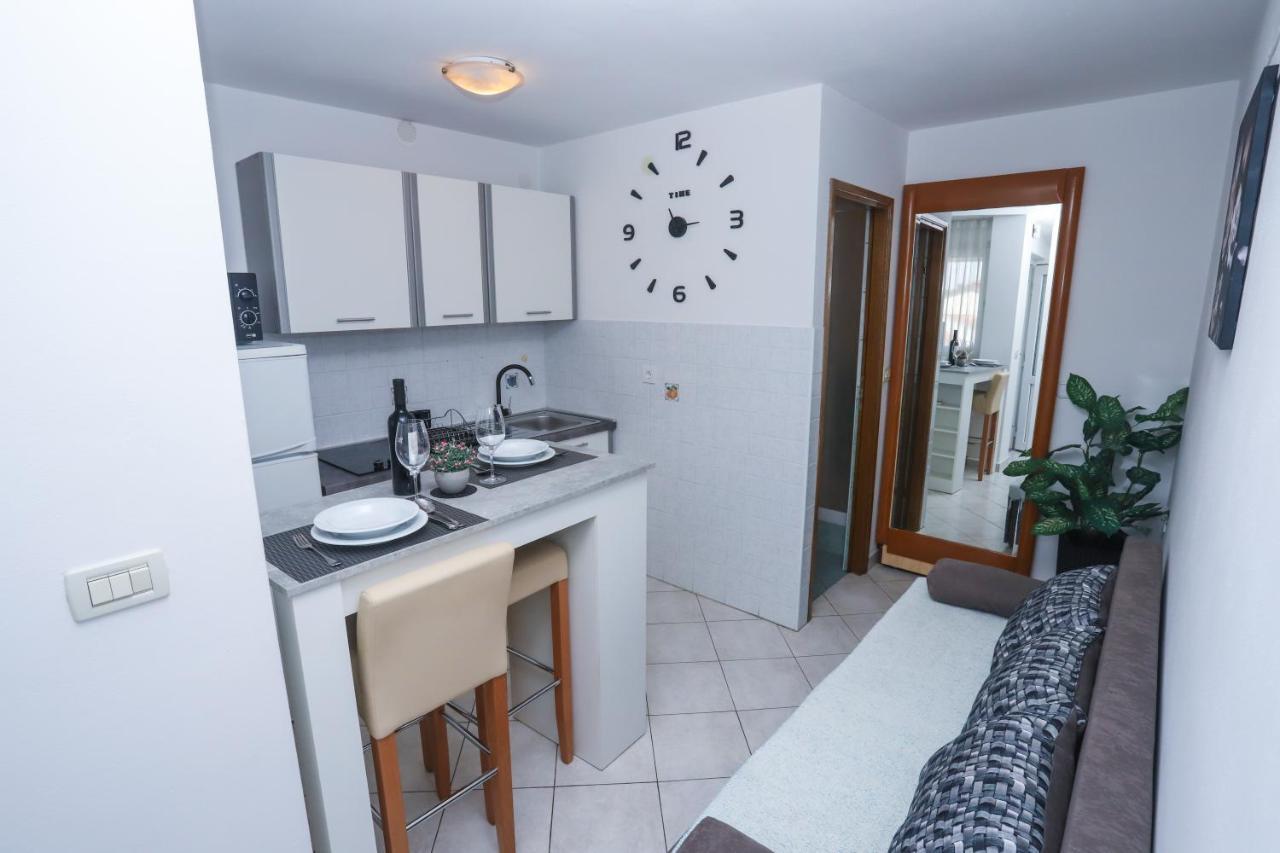 Apartment Ivica Poreč Exterior foto