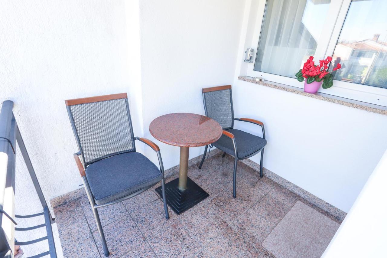 Apartment Ivica Poreč Exterior foto