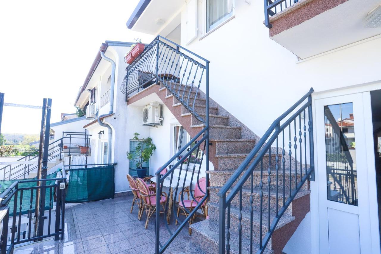 Apartment Ivica Poreč Exterior foto