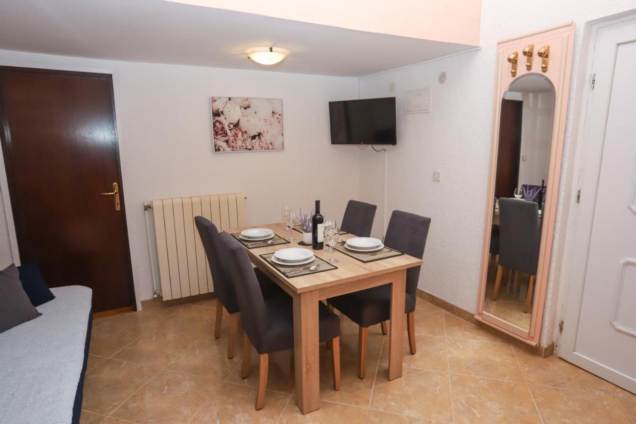 Apartment Ivica Poreč Exterior foto
